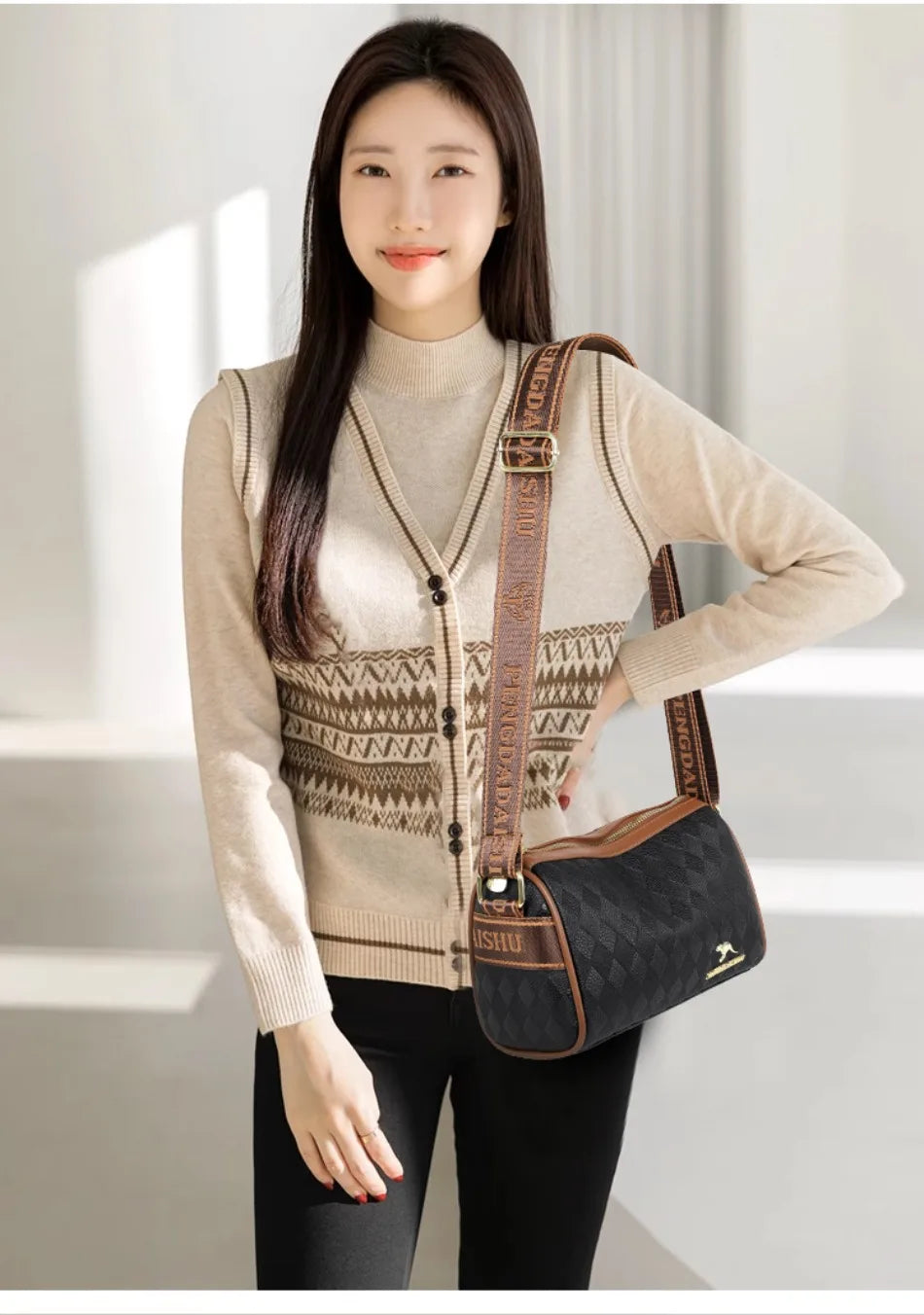 Sac à main en cuir, porté épaule et croisé