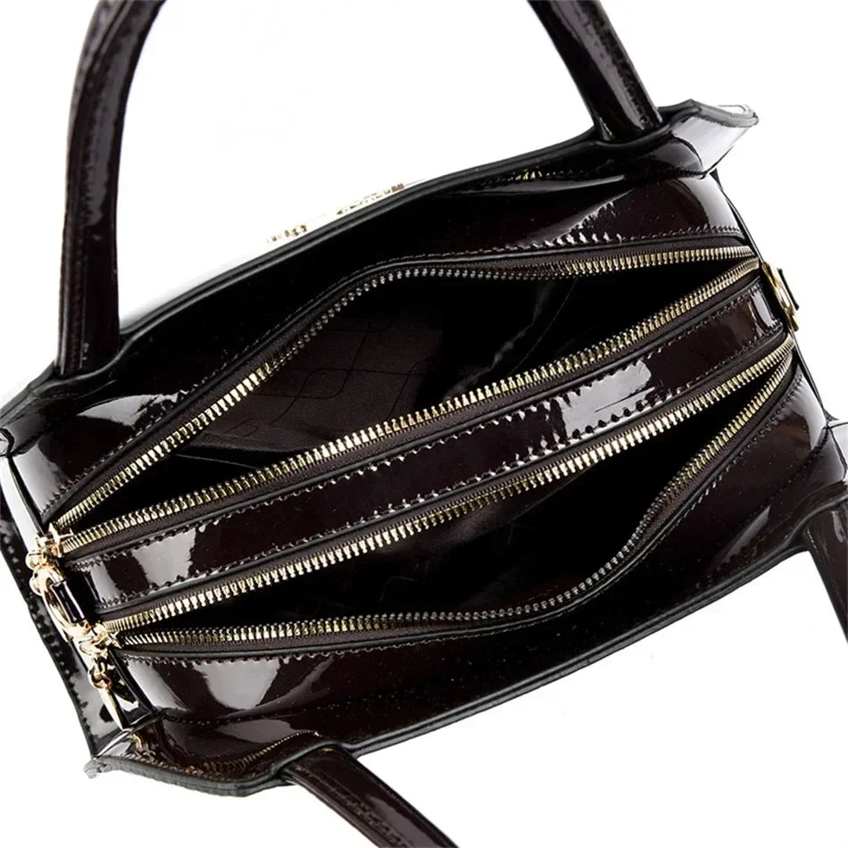 Sac à main effet crocodile – Élégance classique