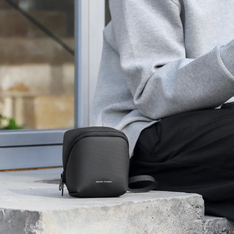 MARK RYDEN Cube Headphone Pouch Travel Makeup Bag Waterproof Toiletry Bag Elegant Black