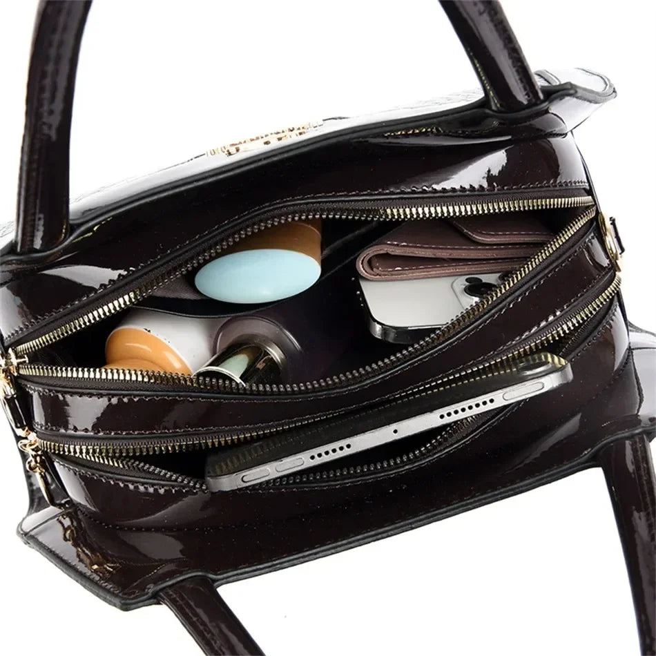 Sac à main effet crocodile – Élégance classique