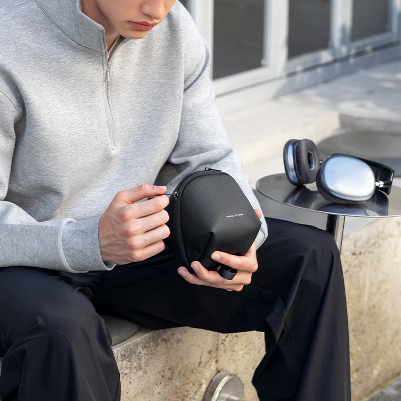 MARK RYDEN Cube Headphone Pouch Travel Makeup Bag Waterproof Toiletry Bag Elegant Black