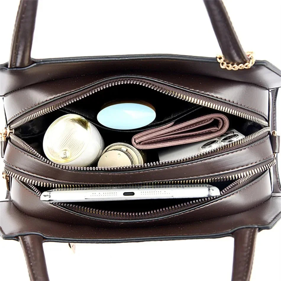 Sac à main effet crocodile – Élégance classique